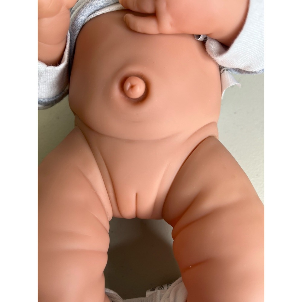 Berenguer 02-10 Baby Girl Doll Anatomically Correct Realistic Newborn All-Vinyl - Picture 7 of 9